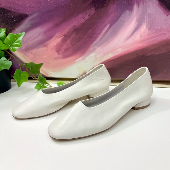 JEFFREY CAMPBELL Trustee Ballet kitten heel sock pump in White 6.5 - Picture 7 of 15